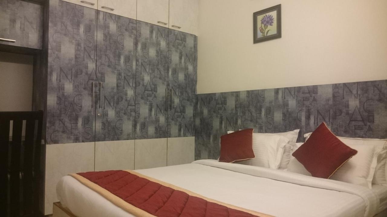 ホテル Sap ゴールデン グランデ Kammasandra 部屋 写真